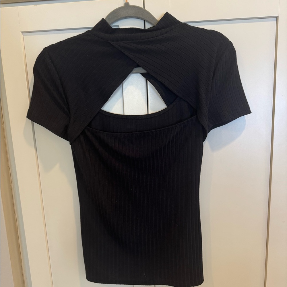 BCBGMaxAzria Black Ribbed Top with Cut-Out Design - Picture 4 of 4
